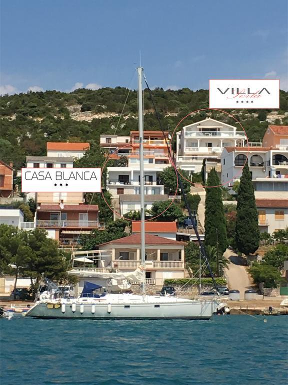 Villa Perla Tisno Exteriör bild